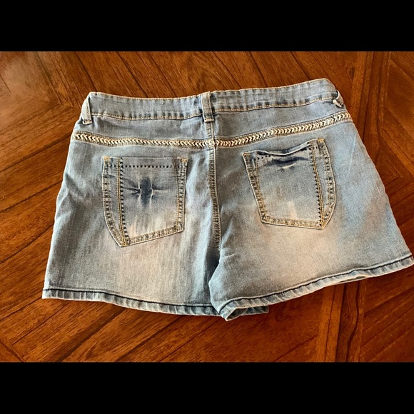 Cato’s Jean Shorts - Picture 2 of 3